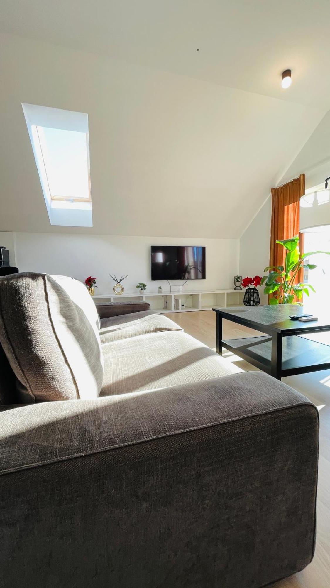 House Flow, 3 Room, Free 2 Parking Bratislava Exterior photo