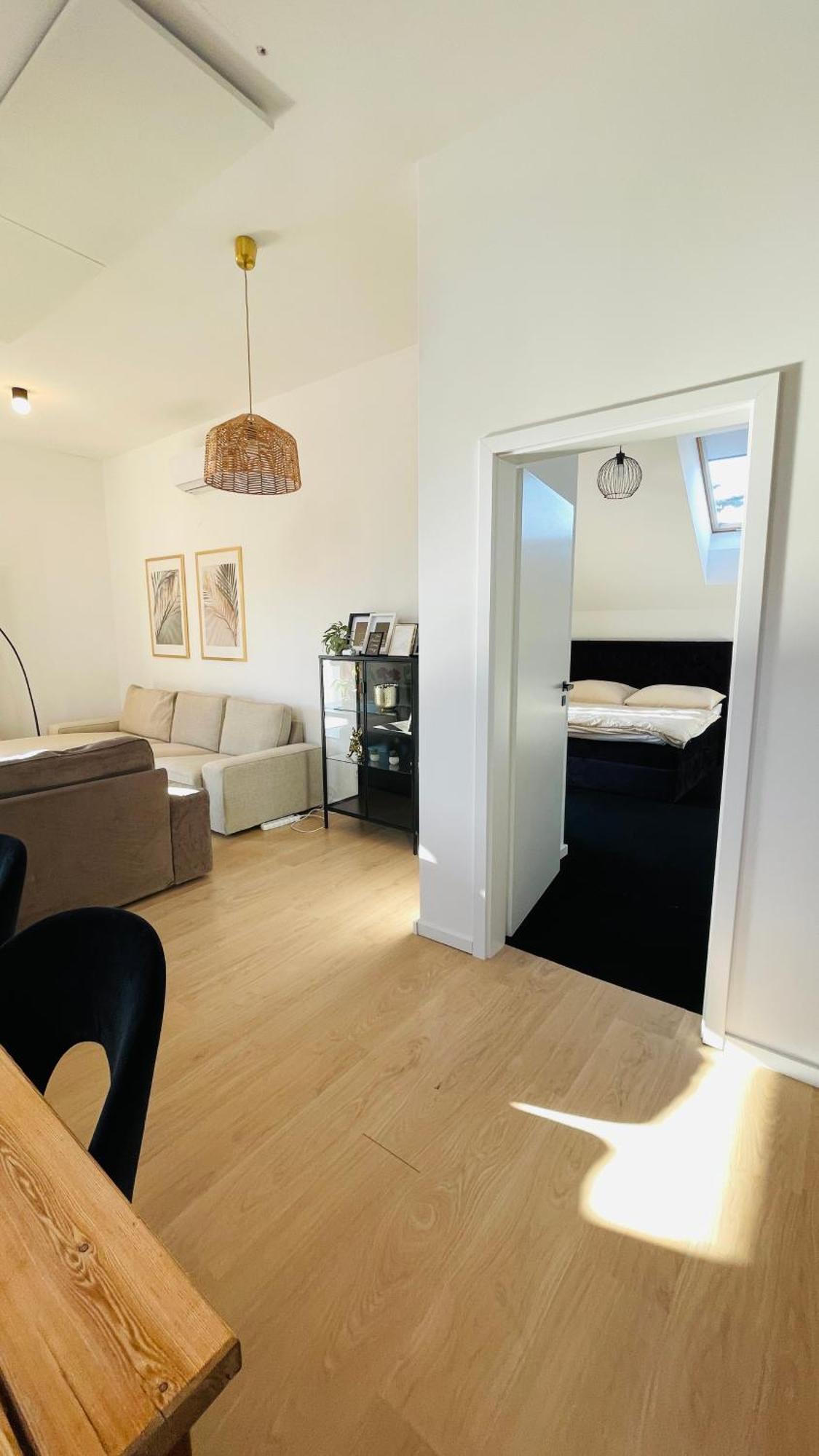 House Flow, 3 Room, Free 2 Parking Bratislava Exterior photo